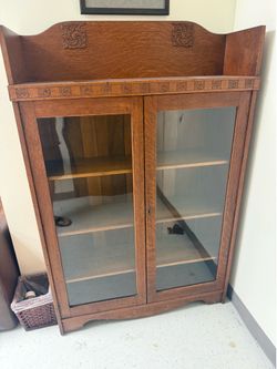 Wood cabinet