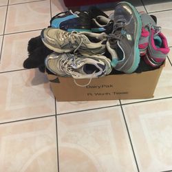 Vendo caja de zapatos