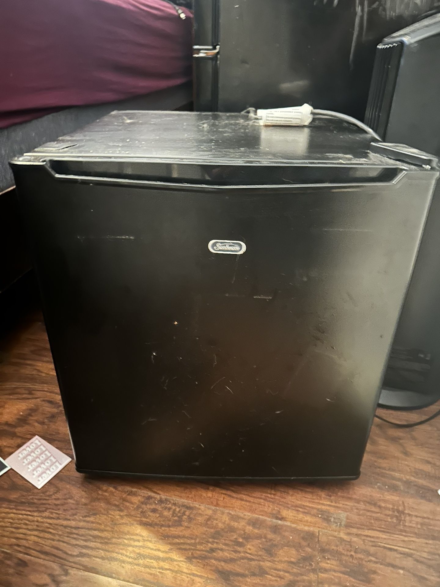 Sunbeam Mini Fridge