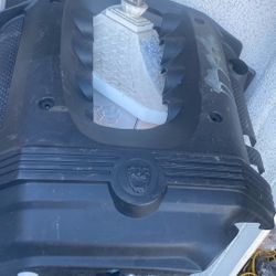 4.2 Engine Cover And Grille From 04 To 07 Jaguar Xj