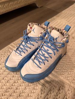 Air Jordan 12 Retro Emoji / Size 6Y (fits a 7.5 Women’s)