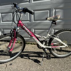 Treck MT 220