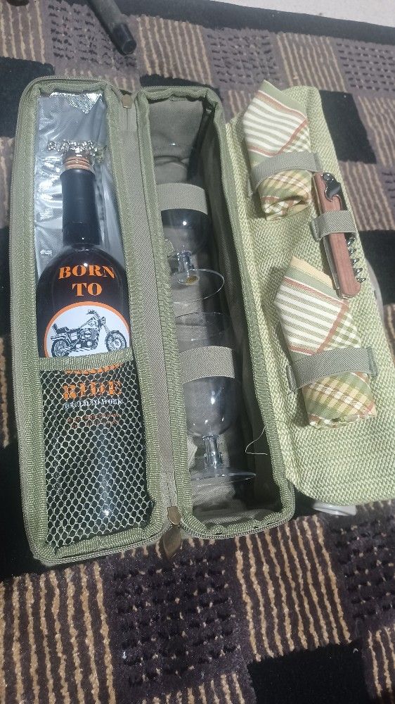 Wine & Cheese picnic cooler NEW