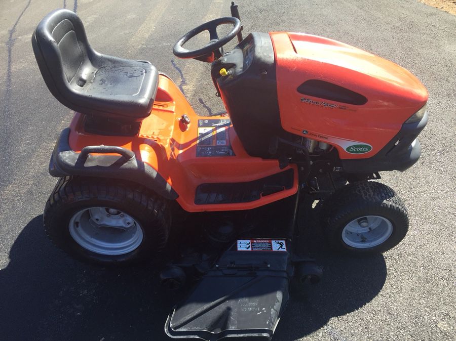 John Deere Scotts S2554 25HP 54” Riding Lawnmower / Garden Tractor