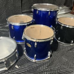5 DRUMS (SNARE, 4 TOM) (DELIVERY AVAILABLE)