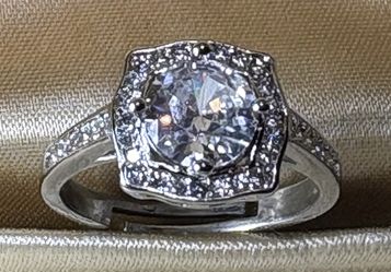 High Quality T  Ring For Women Shiny Zircon One Carot Engagement Wedding Ring