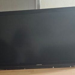Used Like new : Smart TV 49” LED Samsung