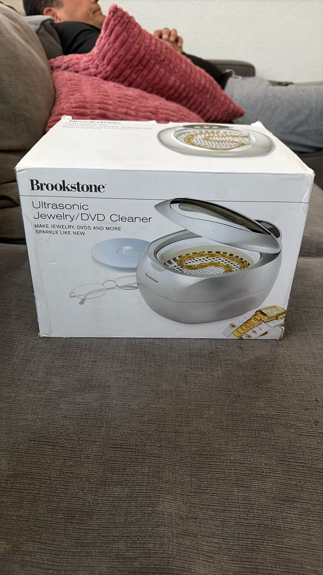 New In Box Brookstone Ultrasonic Jewelry cleaner/DVD Cleaner