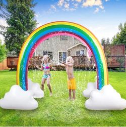 NEW Inflatable Rainbow Cloud Sprinkler Toys, Summer Sprinkler Backyard Water Park Supply for Kids