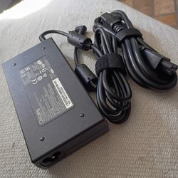 New Laptop Charger - 120 W