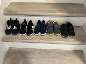 Kids shoes bundle