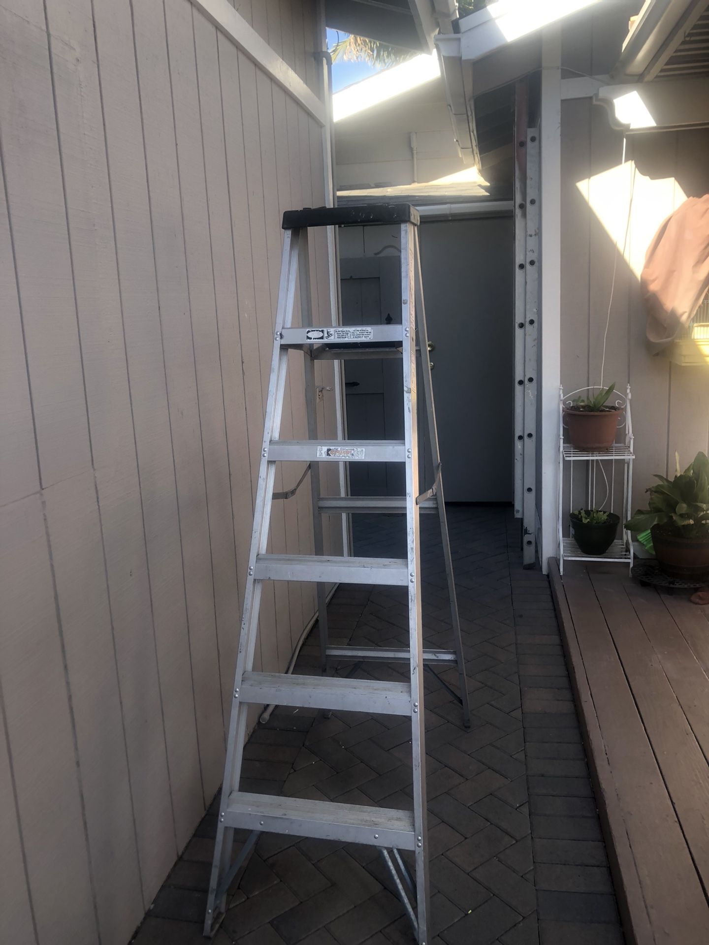 6 feet ladder