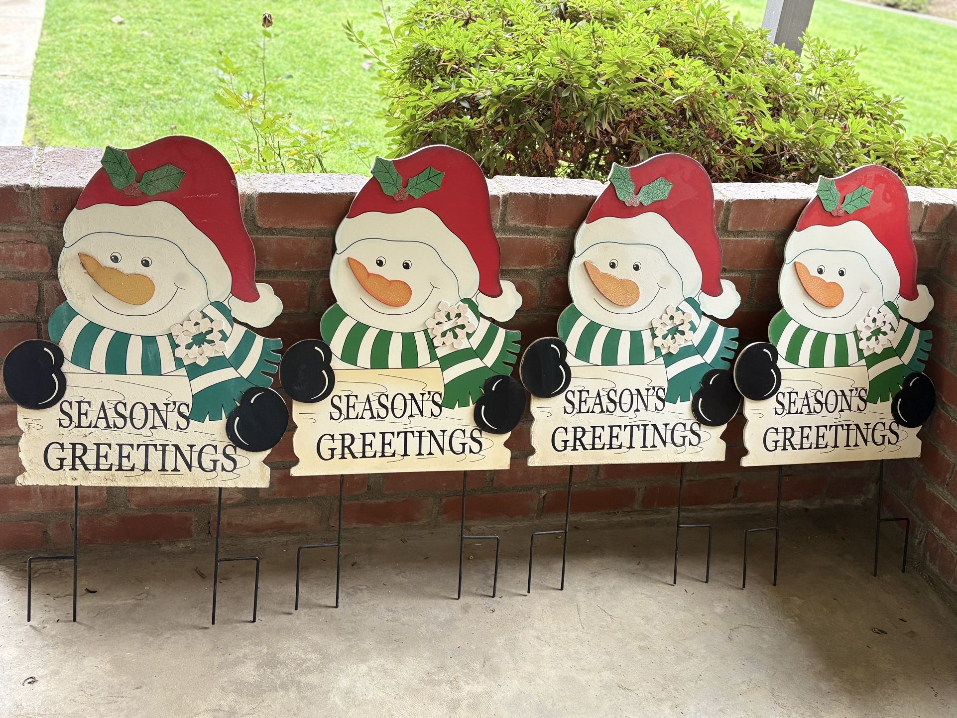 Season's Greetings Snowman Yard Signs