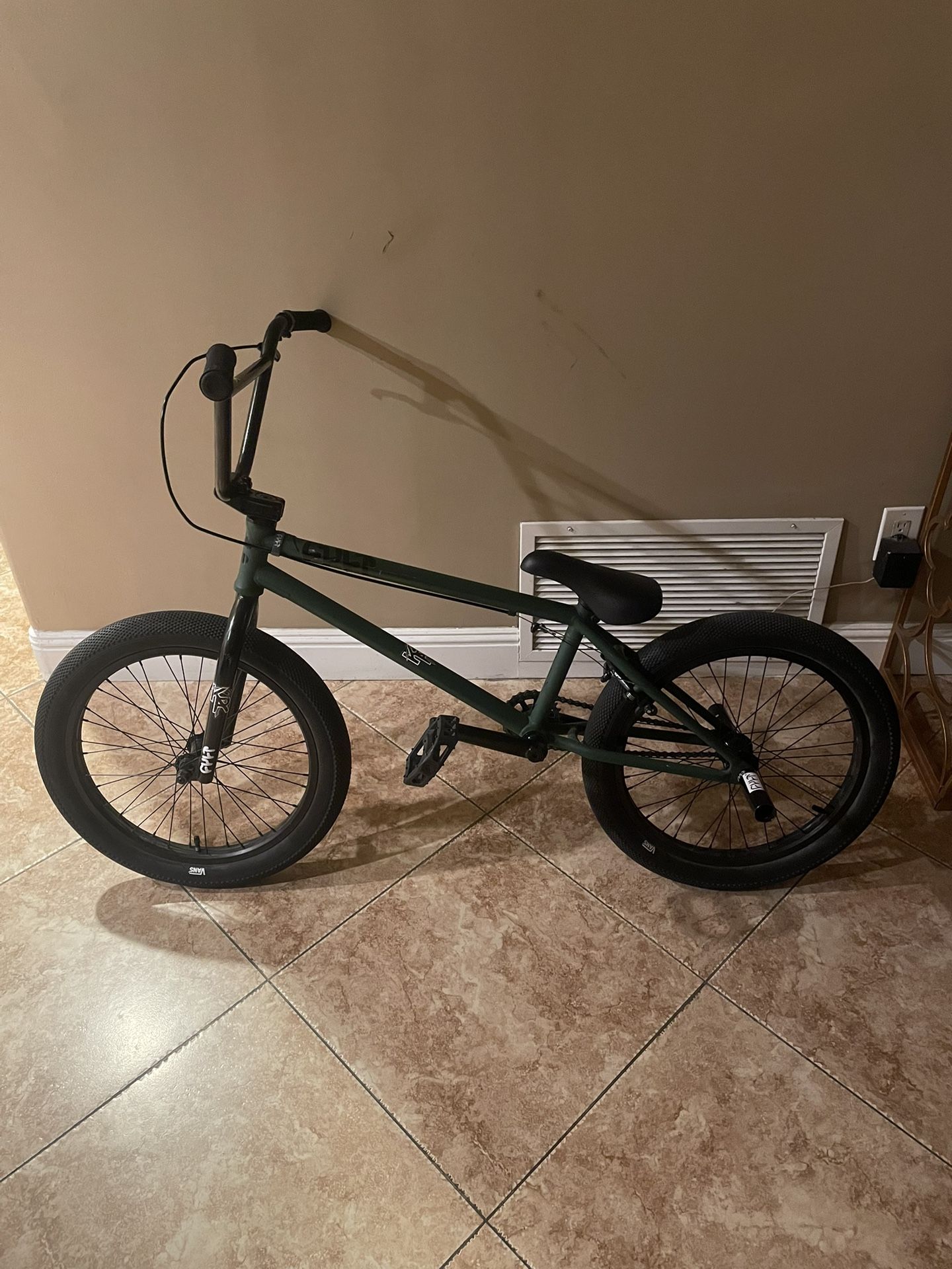 Cult Gate away 20 Inch Bmx 