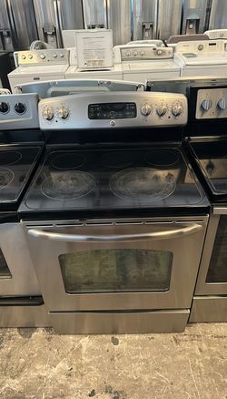Stainless Steel Electric Range by GE