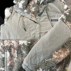 Women’s Patagonia Fleece 