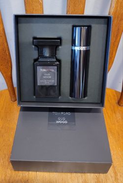 Tom Ford Unisex Oud Wood Gift Set EDP 1.7oz/50ml + 0.34oz/10ml Travel Spray