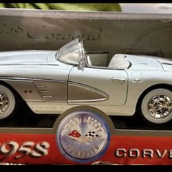1953 Chevrolet Corvette Motor Max 1:24 Diecast Polo White MIB #7309