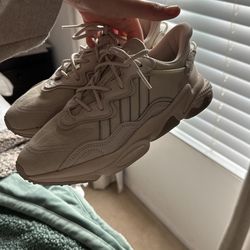 OZWEEGO Adidas Size 8