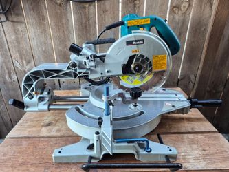 Makita Sliding Compound 10" Miter Saw
