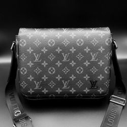 Louis Vuitton Official Monogram Crossbody Messenger Bag *SALE*