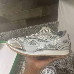 Selling Bottega 280$ Don’t Want Them Nomo 