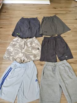 Shorts  Size  m