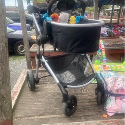 Pivot Baby Carriage 