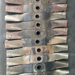 Mower Blades / Navajas De Cortadora De Grama