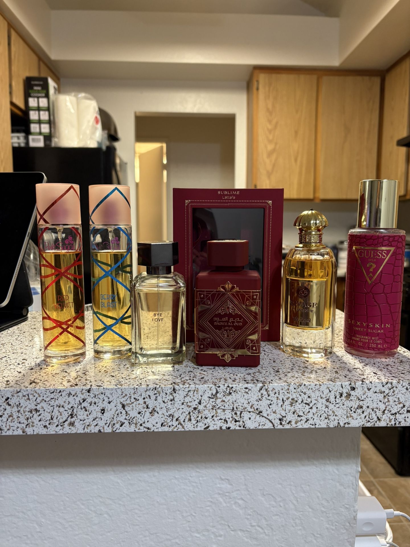 PERFUMES WOWEN NEW-used