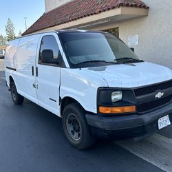 2004 Chevrolet Express
