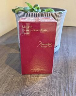 Maison Francis Kurkdjian - Baccarat Rouge 540 Extrait de Parfum (70ml / 2.5oz)