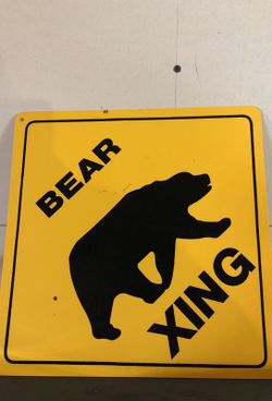 Bear crossings sign