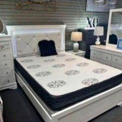 Brand New 5pc Bedroom Set For $1100