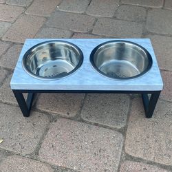 Dog Food Bowl / Cat Food Bowl