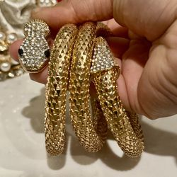 💛 🐍 One Of A Kind: Vintage Style Coiled Snake Wrap Bracelet 🔥