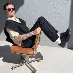 Middle Of Century Sitdown Chair
