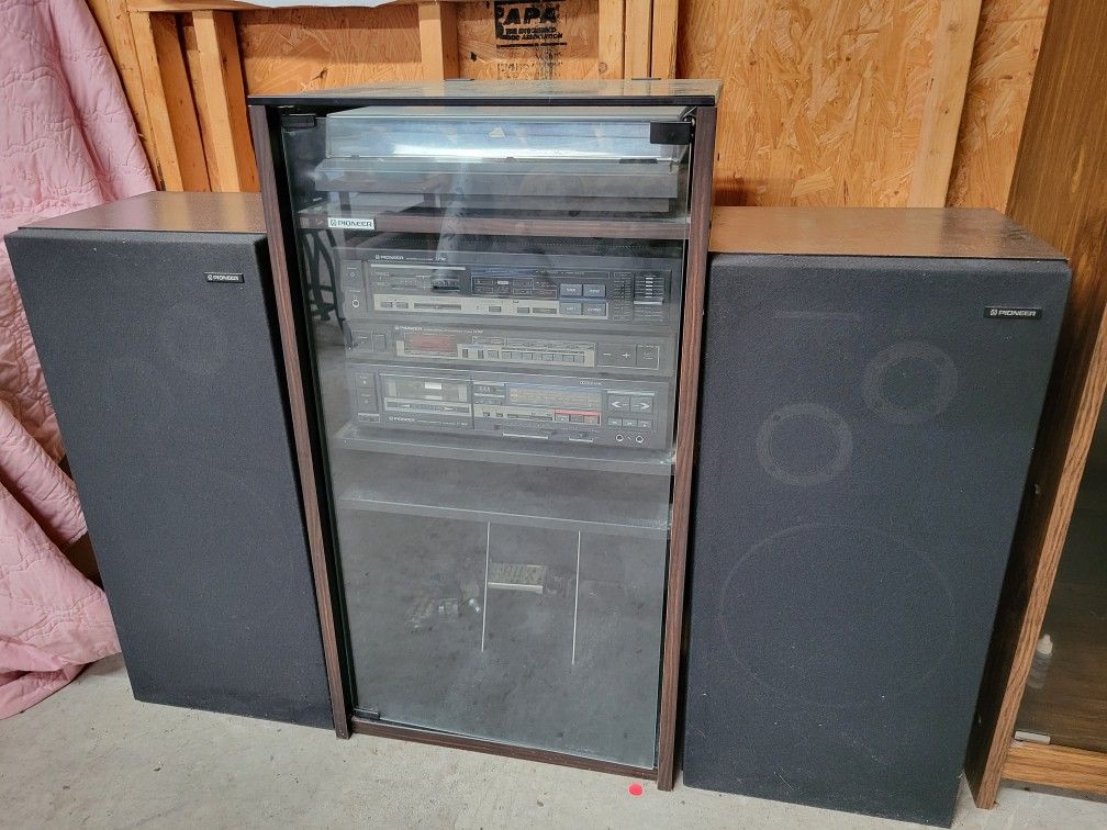 Vintage Pioneer Stereo Set