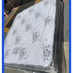 King size mattress/ Colchon