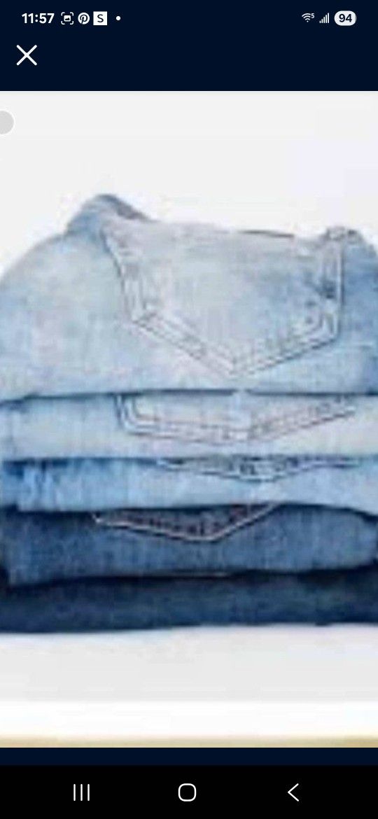 2 Large Bags To Choose From. 1 Each Digferwnr Sizes. And Styles.