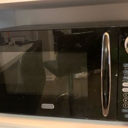 900W Sunbeam Microwave