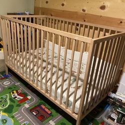 IKEA Sniglar Crib  (FREE) 