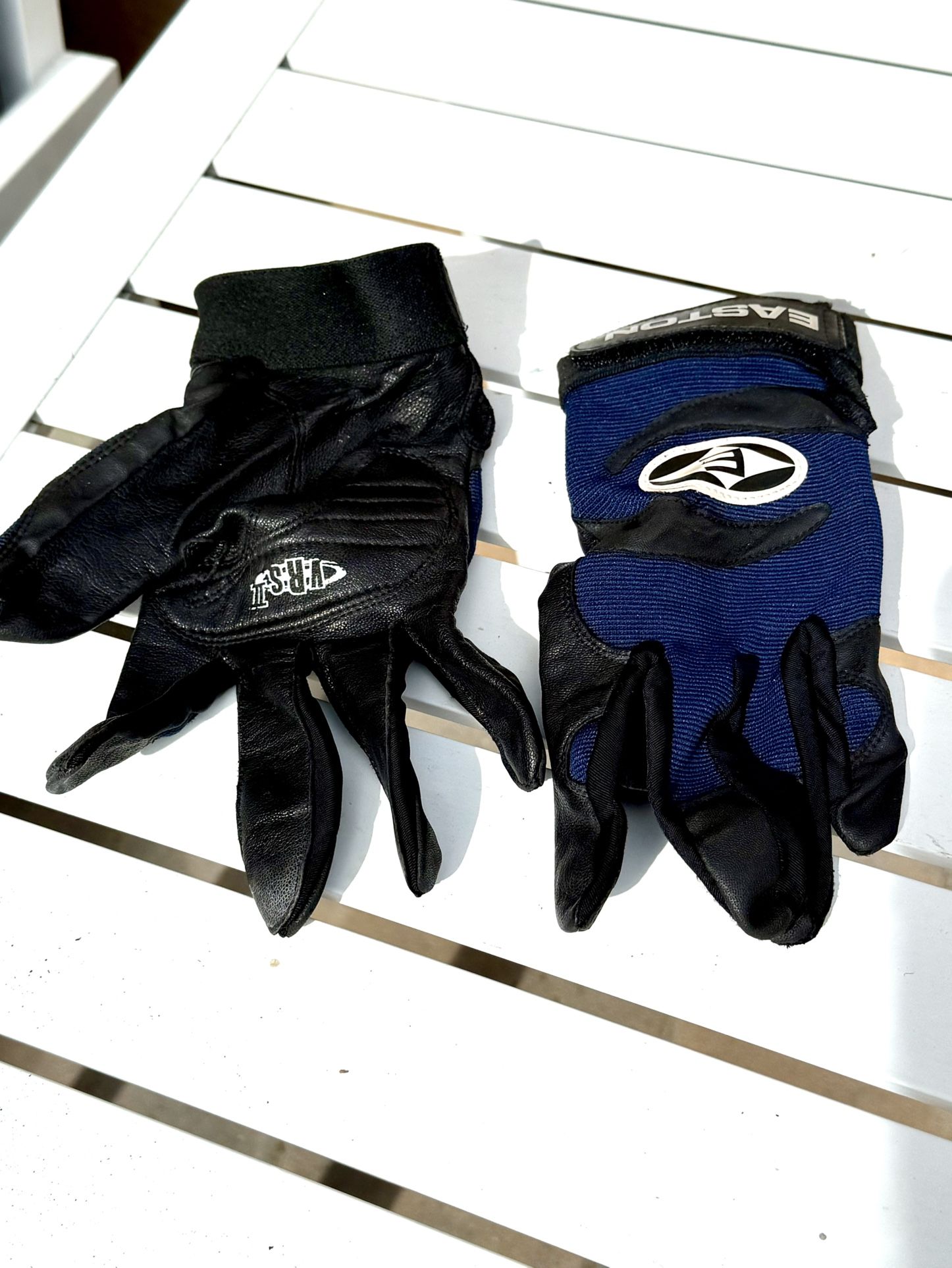 Easton Baseball / Softball Batting Gloves