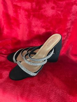 Women heels size 10
