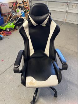 Gaming Chair – Reclining Office Chair – Black/White
