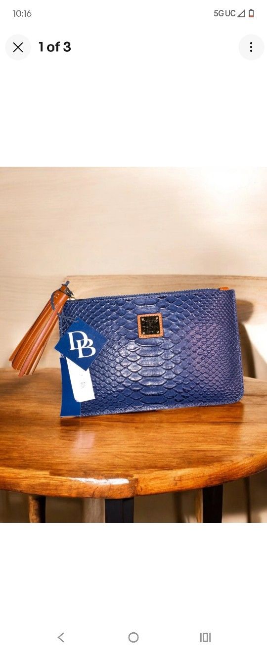 NWT Dooney & Bourke Navy Blue Croco Denison Barlow Wristlet