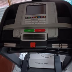 Trend Mill Running Machine Pro- form Model Proshox