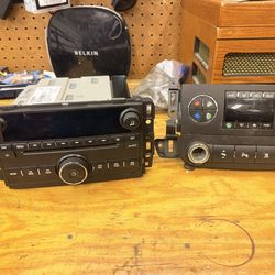 Original Stereo From 2011 Chevy Suburban Lt And Air Condition Control