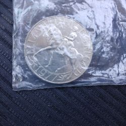 1977 ELIZABETH DGREGFD COIN 