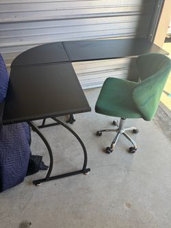 Green velvet chair